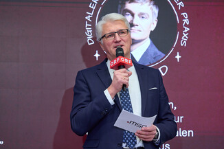 Bild 8 / 197